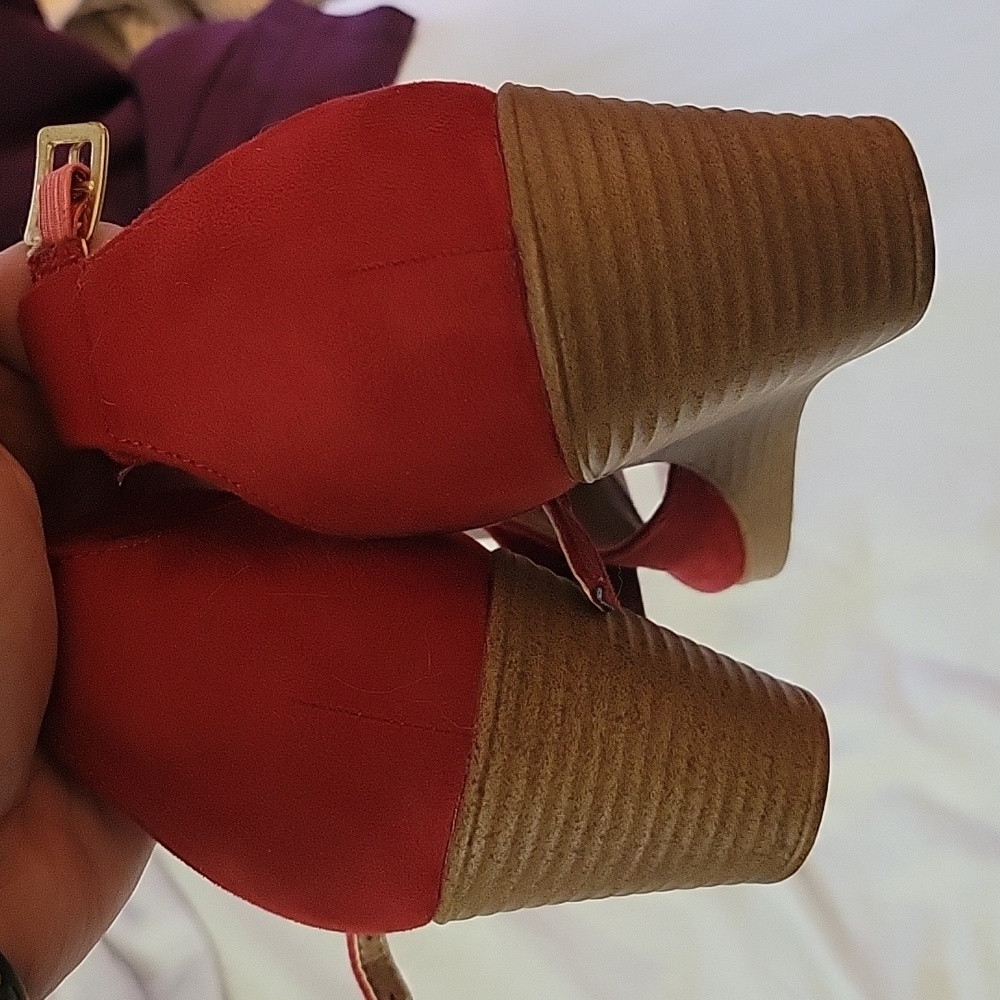 Red wedges - Picture 3 of 6